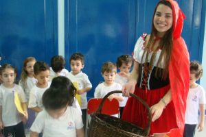 Visita da Chapeuzinho Vermelho   Infantil I   2015