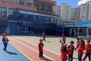 Dançando e Brincando com o Vento   Infantil II