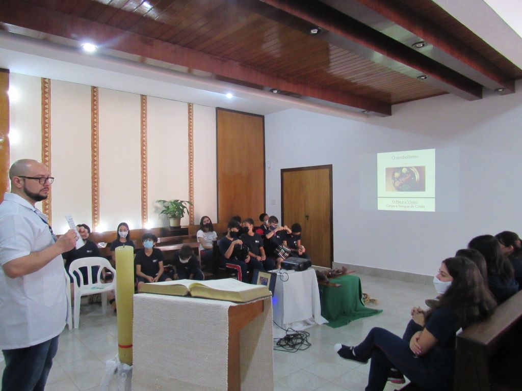Celebração de Páscoa - 6° ano à 3ª série do E. M.